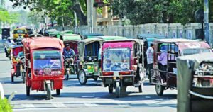 ইজিবাইক চলছে টাকার জোরে