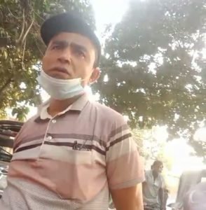 অবৈধভাবে বৃদ্ধি পাচ্ছে ফুটপাতের লাইন,জমিয়ে উঠছে বাড্ডার চাঁদাবাজি