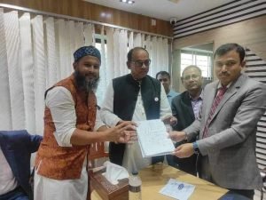 পঞ্চগড়-২ আসনে মনোনয়ন পত্র দাখিল করলেন রেলমন্ত্রী সুজন