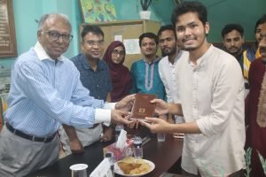 ইবি সাংবাদিক সমিতি ও প্রেসক্লাবের সঙ্গে সাংবাদিক মাহমুদুর রহমানের মতবিনিময়