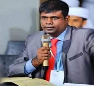 ছাত্র আন্দোলনে বিরোধীতা করে বরখাস্ত জবি শিক্ষক