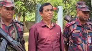 ভারতে পালানোর সময় আওয়ামী লীগের প্যানেল মেয়র বিজিবির হাতে গ্রেফতার