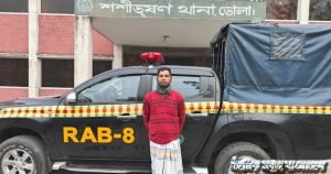 শশীভূষণে ধর্ষণ মামলার পলাতক আসামি আটক