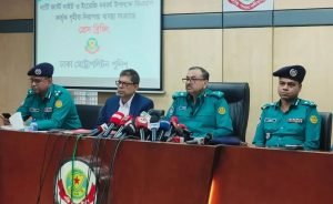 নতুন বছর উদযাপনে আতশবাজি ফুটিয়ে মানুষকে কষ্ট দেবেন না