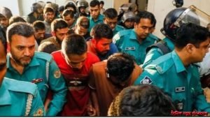 চট্টগ্রাম আদালতে ভাঙ্চুর