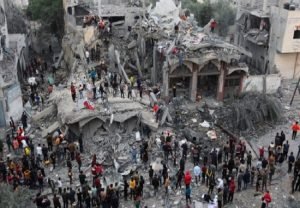 গাজায় ধ্বংসস্তূপ থেকে উদ্ধার আরও ১০ লাশ