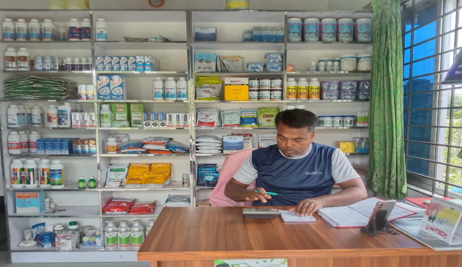 খৈলকুড়া গ্রামের নতুন উদ্যোক্তা খামারি সার্জেন্ট জনাব মো: মনিরুজ্জামান মানিক