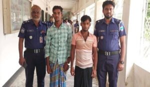 ডাকাতি করতে গিয়ে গৃহবধূকে ধর্ষণ, ২ যুবক গ্রেপ্তার