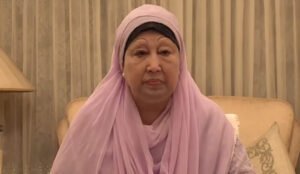 স্বাস্থ্য পরীক্ষা শেষে বাসায় ফিরেছেন খালেদা জিয়া