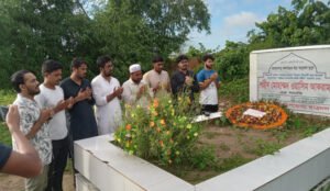 ওয়াসিমের কবর জিয়ারতে নাহিদসহ এনসিপির নেতাকর্মীরা