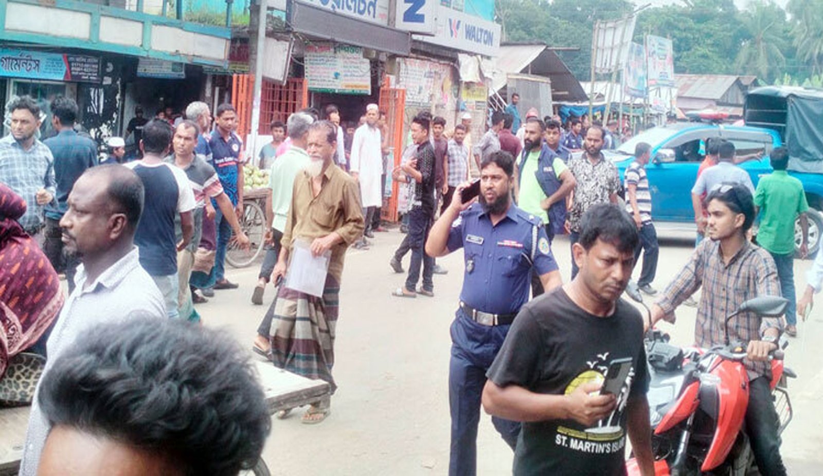 বরিশালে বিএনপির দুই গ্রুপে সংঘর্ষ আহত ৫ জন