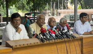 ৪-৫ দিনের মধ্যে জাতীয় নির্বাচনের তারিখ ঘোষণা করবেন মোস্তফা জামান