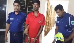 নাটোরে ট্রাক দুর্ঘটনায় ৮ জনের প্রাণহানি চালক গ্রেফতার