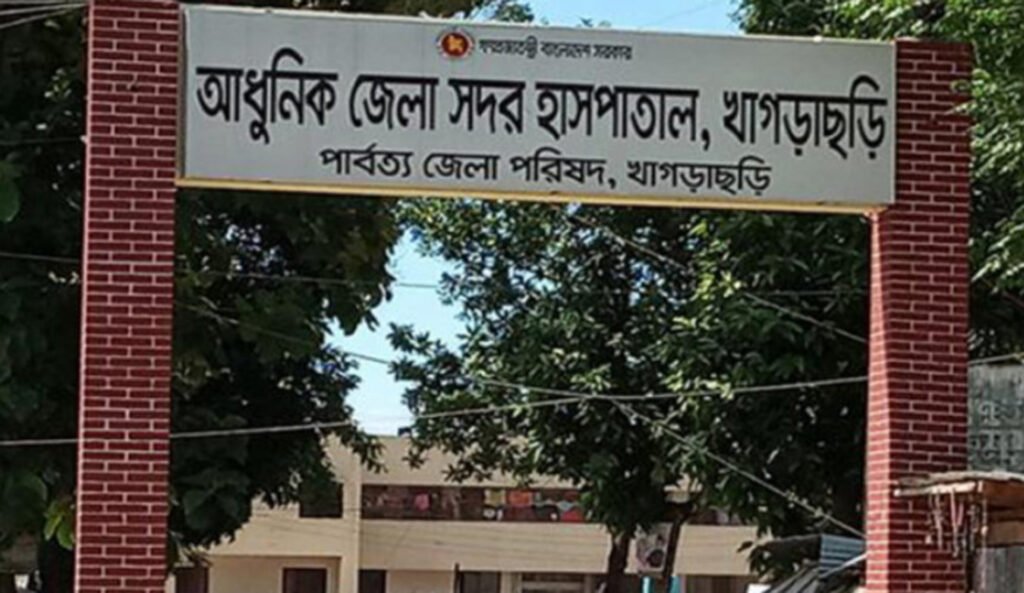 খাগড়াছড়িতে রাস্তার পাশে ঝুলে থাকা তারে ২ জনের মৃত্যু