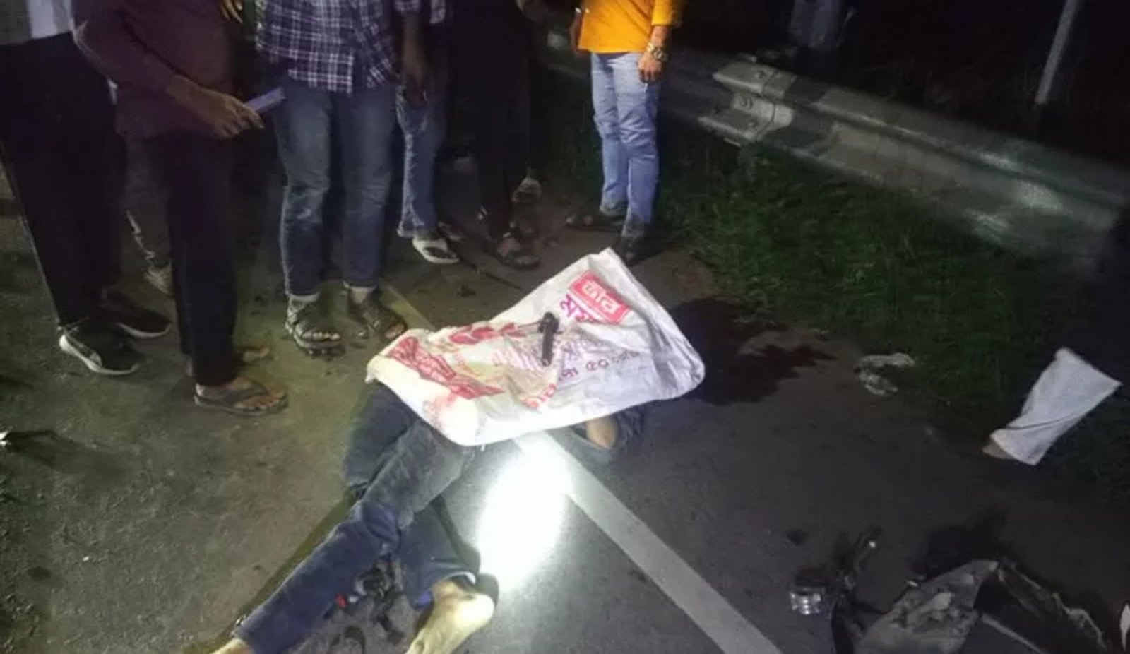 ‘মরা ছাড়া আর গতি নাই’ ফেসবুকে যুবকের পোস্ট, অতঃপর...