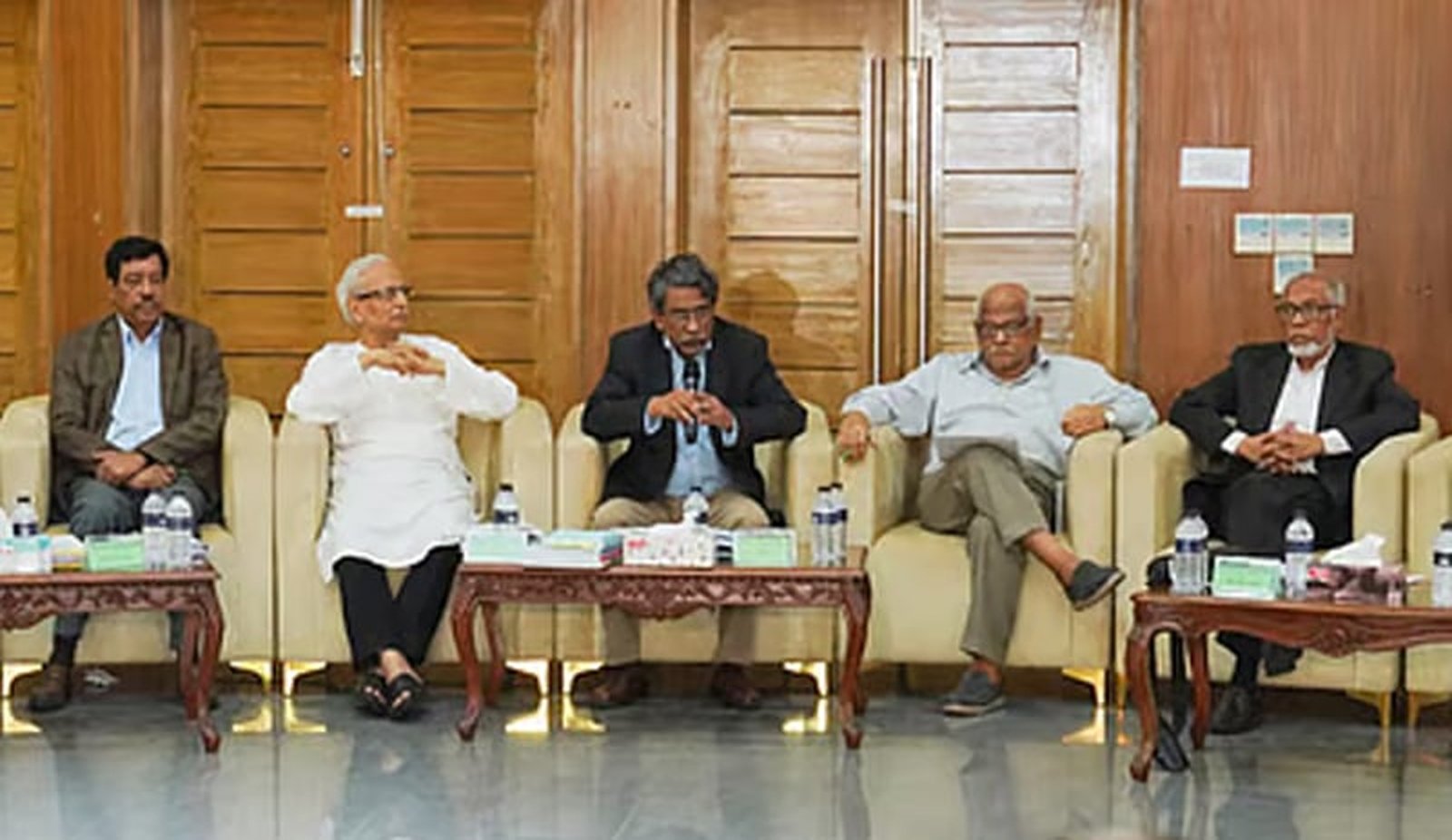 তত্ত্বাবধায়ক সরকারে প্রধান উপদেষ্টা নিয়োগের প্রস্তাব