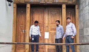 শাজাহান খানের মেয়ের সম্পদের হিসাব চেয়ে বাসার দরজায় দুদকের নোটিশ