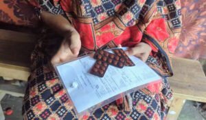 আমতলীতে সরকারি স্বাস্থ্যসেবায় অবহেলা? বিতরণ করা হলো পুরাতন ওষুধ