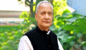 সাবেক মন্ত্রী লতিফ বিশ্বাস ও তার দুই স্ত্রীর দেশত্যাগে নিষেধাজ্ঞা