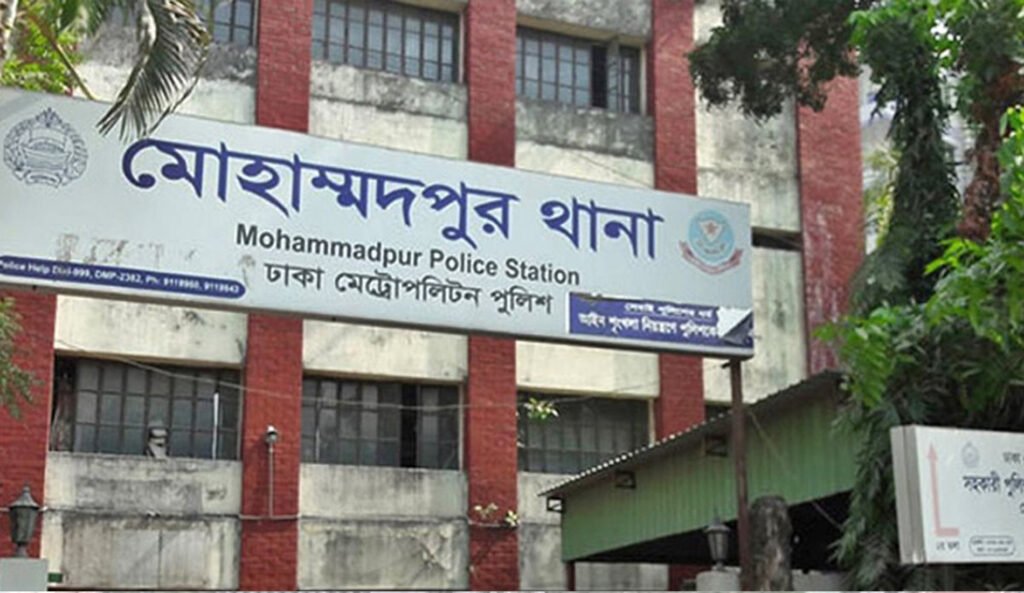ঢাবি-জবির ৪ শিক্ষার্থীকে মারধর ছুরিকাঘাত
