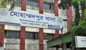 ঢাবি-জবির ৪ শিক্ষার্থীকে মারধর ছুরিকাঘাত