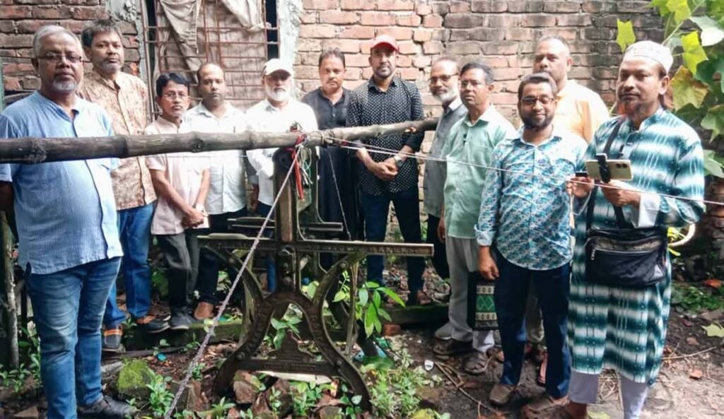 ময়মনসিংহে ৪২৬ বছর আগের প্রাচীন মুদ্রণযন্ত্রের সন্ধান