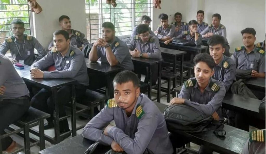 মাইলস্টোনে পাঠদান শুরু চলছে নবম দ্বাদশ শ্রেণির ক্লাস