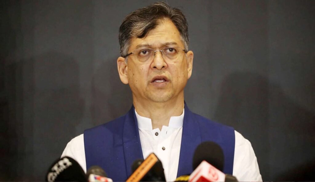 স্বাধীনতার পক্ষে বিপক্ষে বক্তব্য দিয়ে জাতিকে আর বিভক্ত করা যাবে না: সালাহউদ্দিন