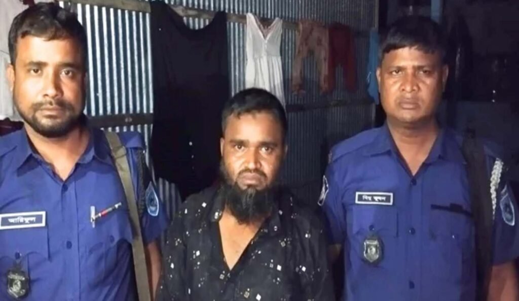 মাকে মারধরের বিচার হলো মধ্যরাতেই