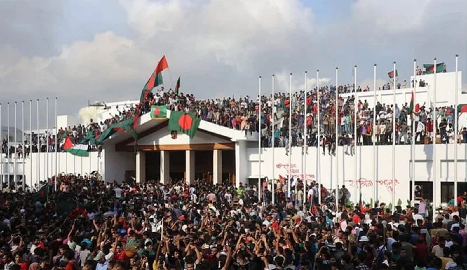 জুলাই গণঅভ্যুত্থান দিবসে ঢাকায় যান চলাচলে ডিএমপির নির্দেশনা