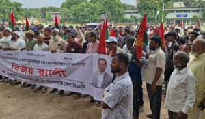 কলেজে চলছিল ফাইনাল পরীক্ষা সেখানেই মাইক বাজিয়ে বিএনপির কর্মসূচি পালন