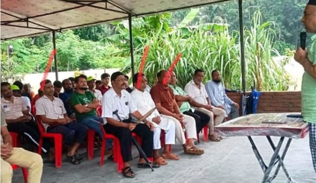 কৃষিবিদ তুহিনের মতবিনিময় সভায় আ.লীগ নেতাদের উপস্থিতি, সমালোচনা