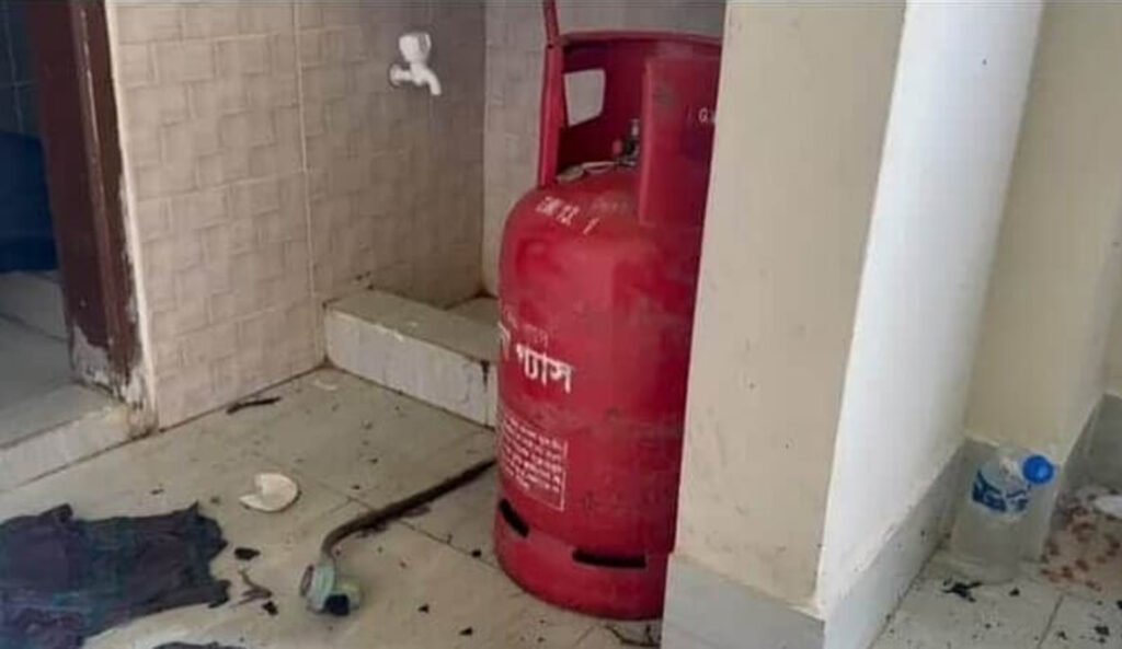 গাজীপুরে সিলিন্ডার বিস্ফোরণে শিশুর মৃত্যু