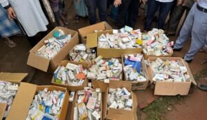 রামগড়ে ফার্মেসীতে মেয়াদ উত্তীর্ণ ওষুধ