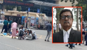 শাস্তির দাবিতে ফজলুর রহমানের বাসার সামনে বিক্ষোভ
