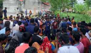 জমি নিয়ে বিরোধে ছেলেকে কুপিয়ে হত্যা