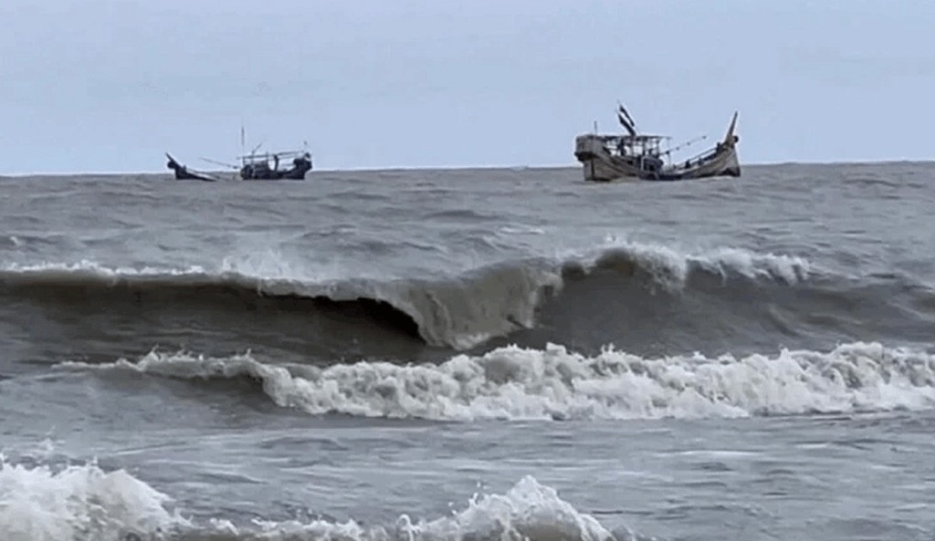 ৪৮ ঘণ্টার মধ্যে লঘুচাপের আভাস