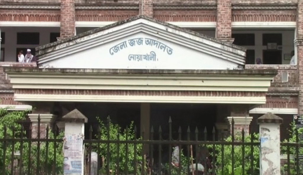 আদালতের বারান্দায় স্বামীকে ছুরিকাঘাত করলো স্ত্রী