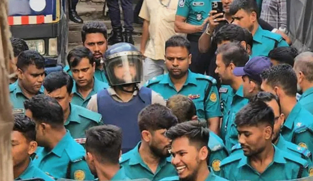 জামিন চাইলেন খালেদা জিয়ার সঙ্গে আফ্রিদির বাবার ছবি দেখিয়ে আইনজীবী