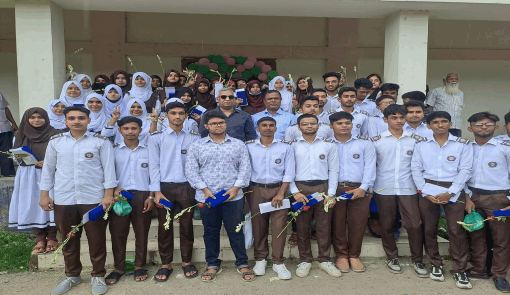 লাবীব গ্রুপের উদ্যোগে ২০৫ জন কৃতি শিক্ষার্থীকে সংবর্ধনা
