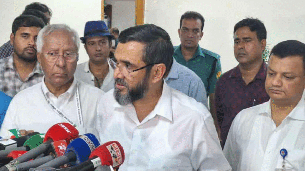 কারা নির্বাচনে অংশ নিতে পারবে না, স্পষ্ট করল ইসি