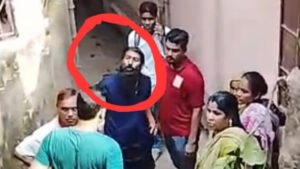 উত্তরখানে যুব মহিলা দলের নেত্রী কাজল রেখার বিরুদ্ধে মিথ্যা মামলা