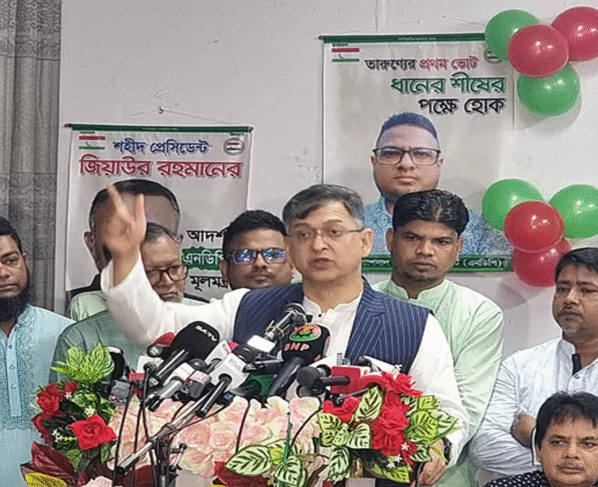 কোনো দলের অভিসন্ধির কাছে মাথা নত করতে পারি না: সালাহউদ্দিন আহমদ
