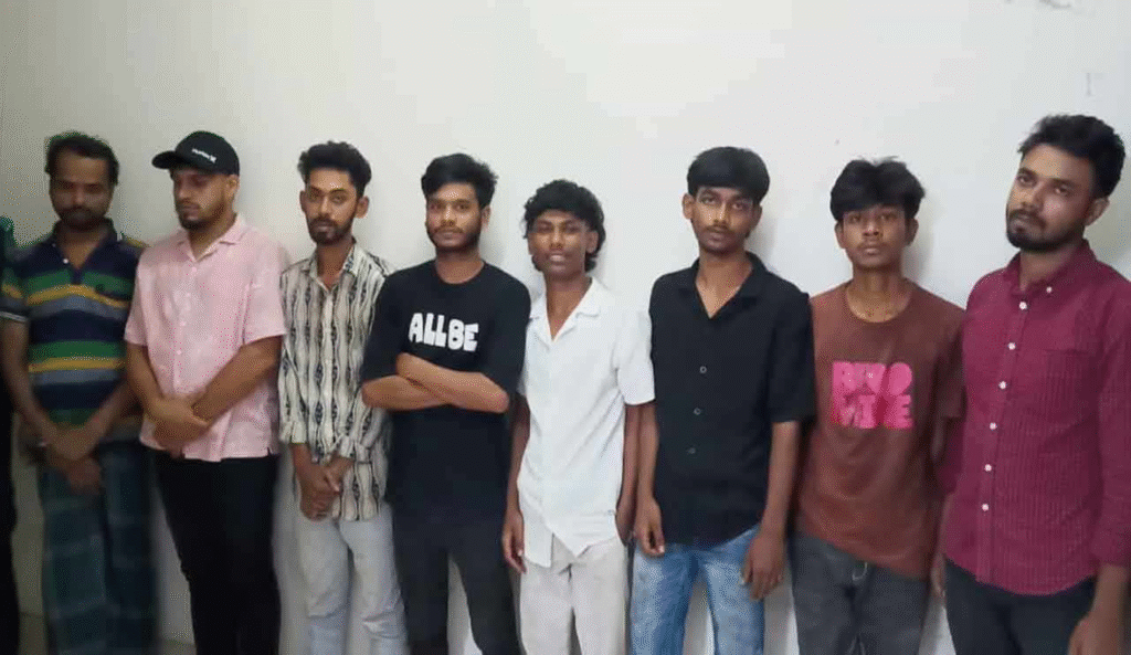 ধানমন্ডিতে বিশেষ অভিযানে গ্রেপ্তার ১০ জন