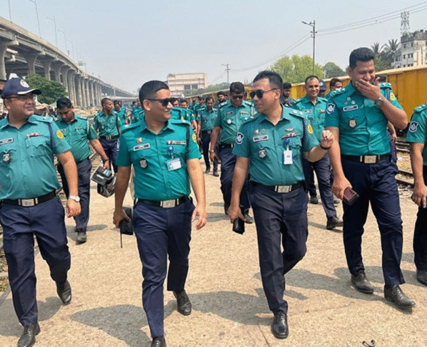 ডিএমপির ২৫৯ বিশেষ অভিযানে গ্রেপ্তার ১১ হাজার ৩২৩ আসামি