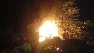 কেরানীগঞ্জ থানায় দুর্বৃত্তদের অগ্নিসংযোগ