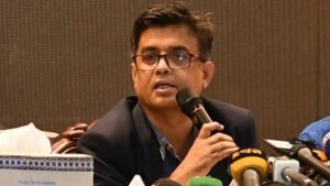 অন্তর্বর্তী সরকারকে নিয়ে প্রেস সচিবের স্ট্যাটাস