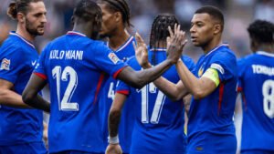 জয় নিয়ে বাছাইপর্ব শেষ করল ফ্রান্স