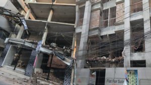 মোহাম্মদপুরে রাজউকের অভিযানে ভবনের আংশিক উচ্ছেদ