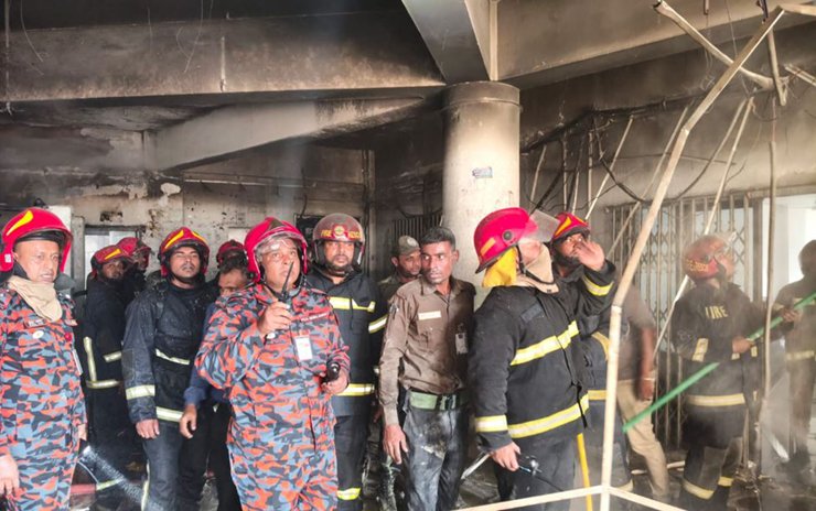 বাংলাদেশ মেডিকেল বিশ্ববিদ্যালয় হাসপাতালে আগুন